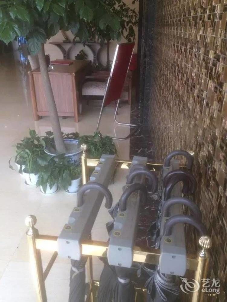 Chengdu Xiang Yu Hotel Екстер'єр фото